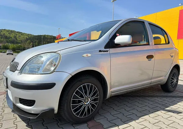 toyota yaris Toyota Yaris cena 7000 przebieg: 148000, rok produkcji 2003 z Rumia